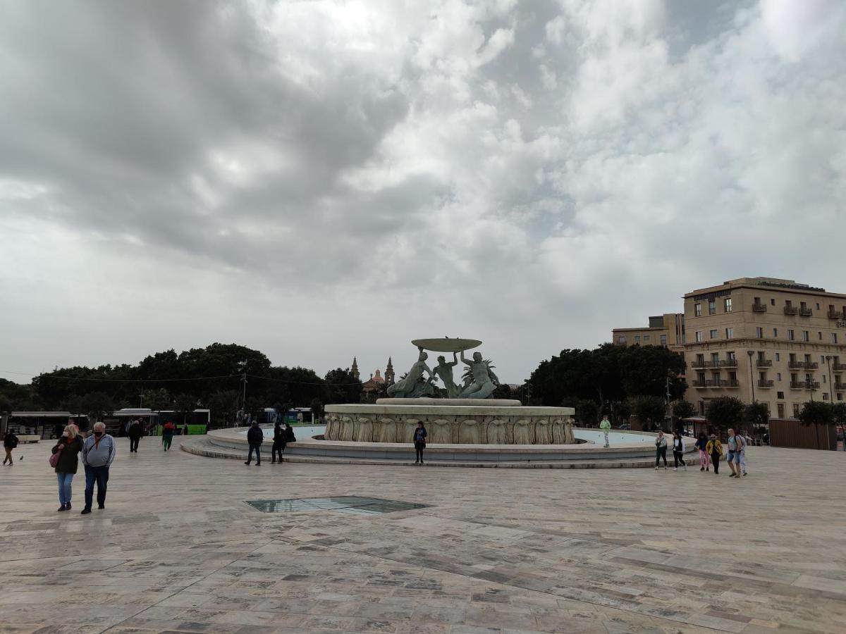 Near Valletta City - Open Views - Ta Tessie Suite In Floriana - Malta ภายนอก รูปภาพ